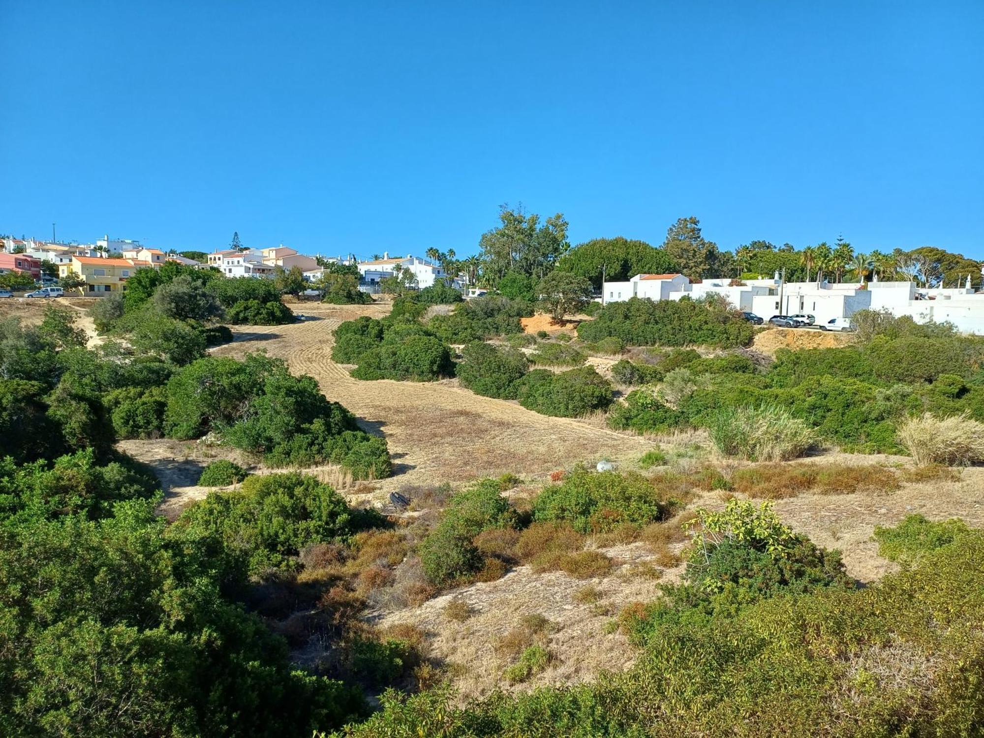 Quarto Casa Na Praia Porches  Eksteriør billede